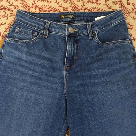 Lee Jeans Vintage High Rise Relaxed Thigh - Picture 2 of 11